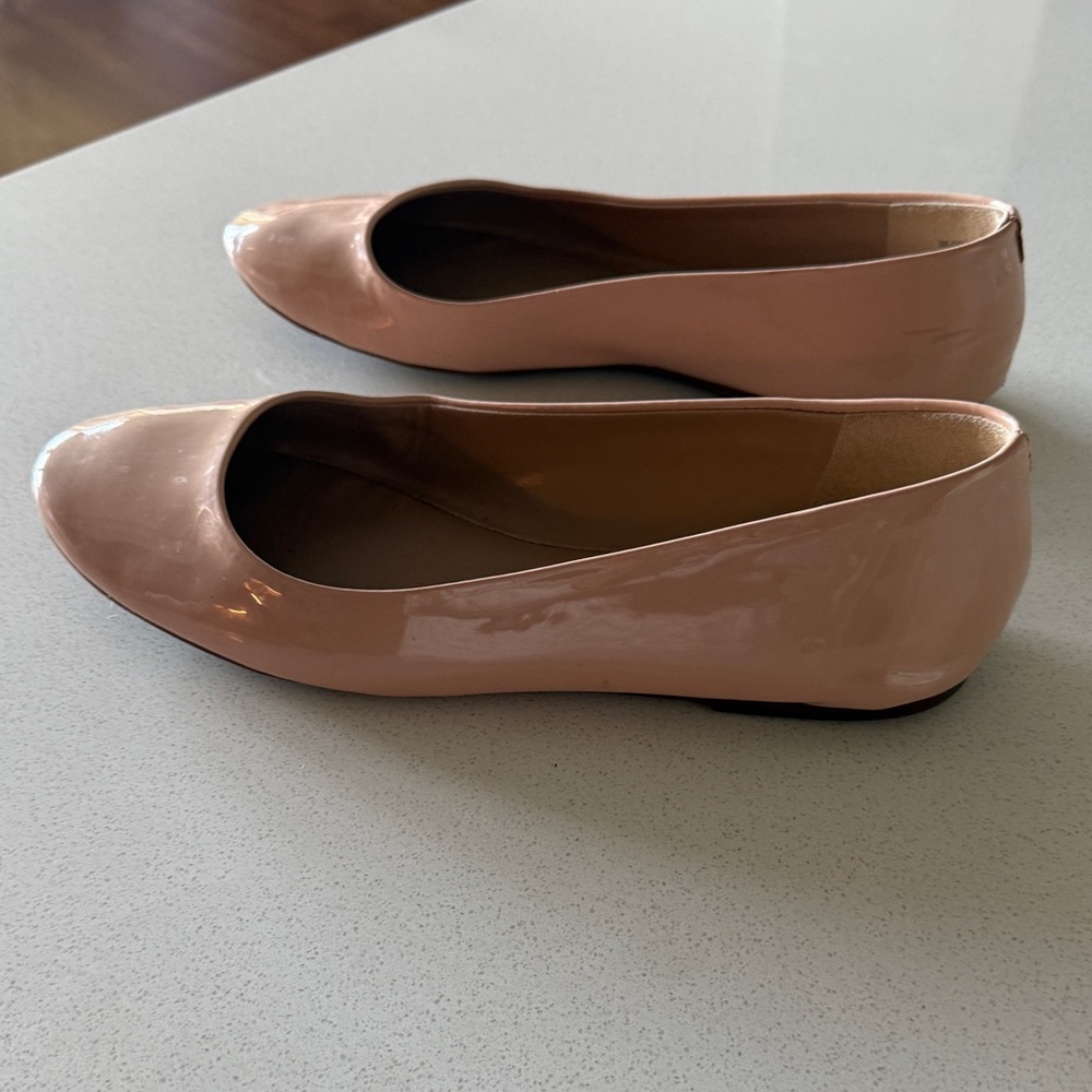 Mix No. 6 Glossy Nude Flats